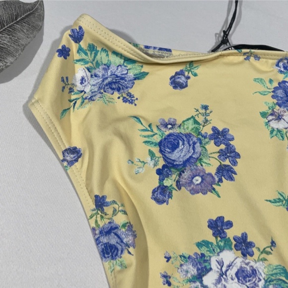 NWT WEWOREWHAT [‎ Small ] High Rise Swim Bottoms in Double Cream Yellow - Picture 10 of 12